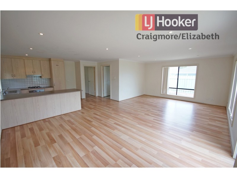 19 Orange Parade, Munno Para West SA 5115