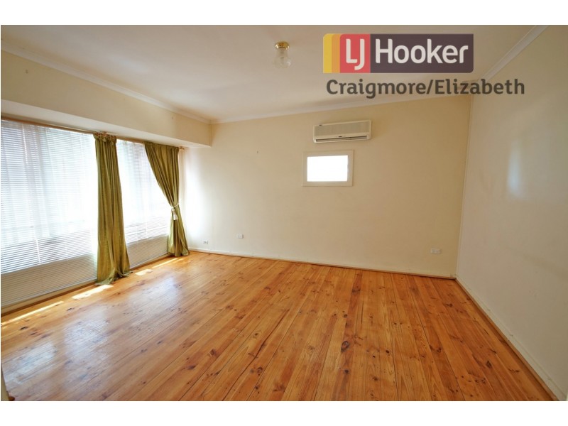 8 Seatown Road, Elizabeth Park SA 5113