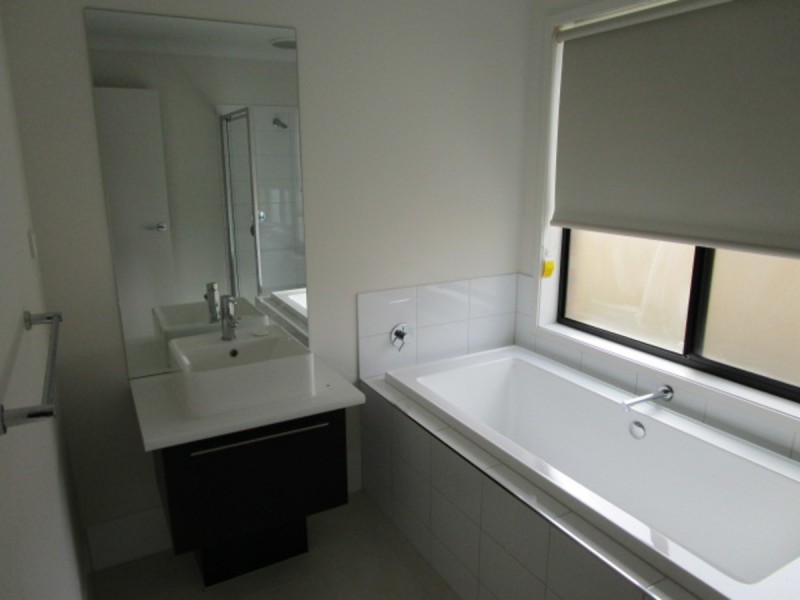 42 Valiant Road, Munno Para West SA 5115