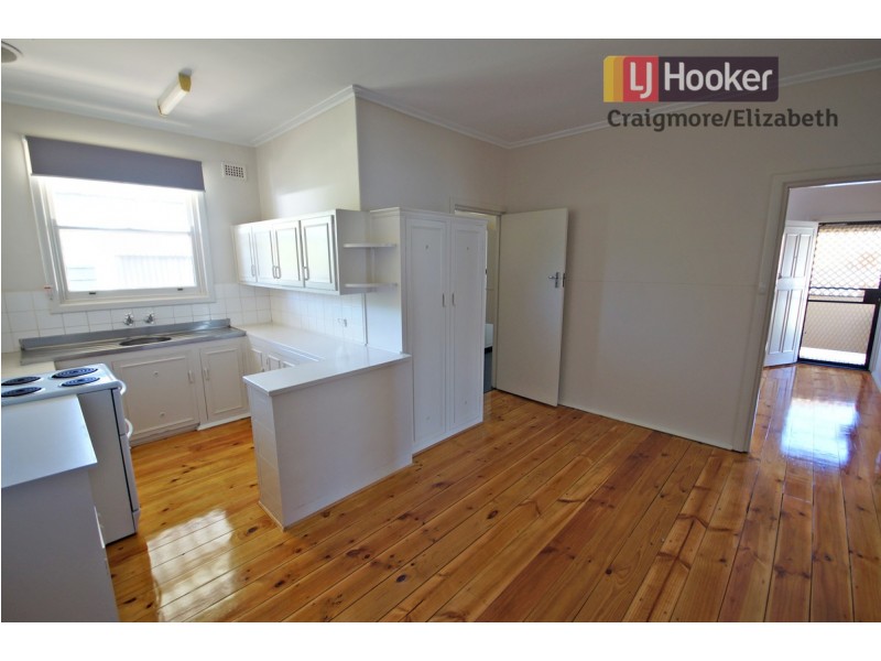 25 Penfold Road, Elizabeth South SA 5112