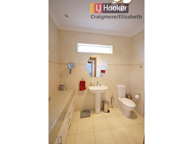 22 Cambridge Terrace, Hillbank SA 5112