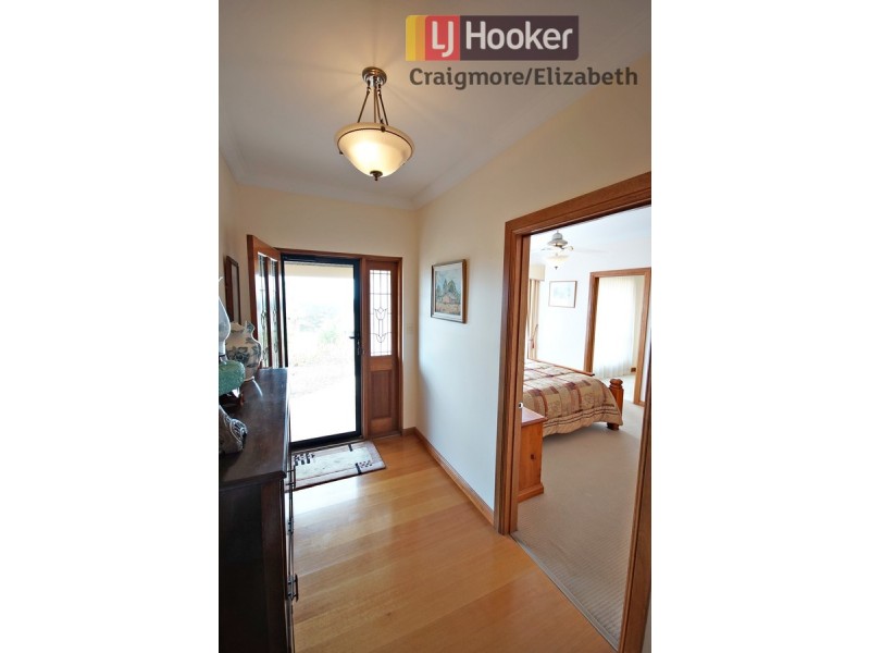 22 Cambridge Terrace, Hillbank SA 5112