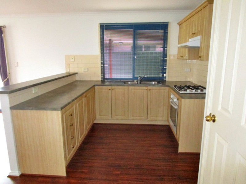 4 Dylan Close, Munno Para West SA 5115