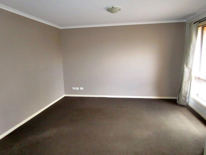 4 Dylan Close, Munno Para West SA 5115