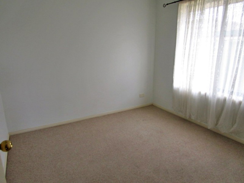 4 Dylan Close, Munno Para West SA 5115