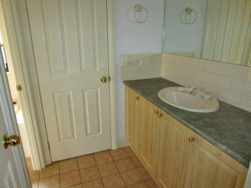 4 Dylan Close, Munno Para West SA 5115