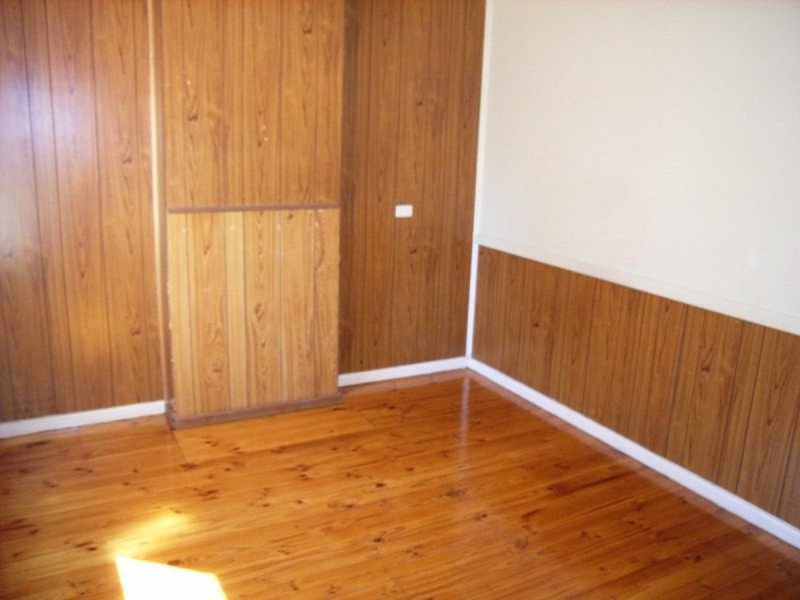 16 Flower Street, Elizabeth Downs SA 5113