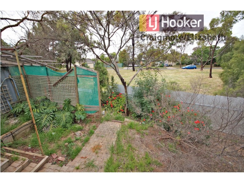 14 River Drive, Para Hills SA 5096