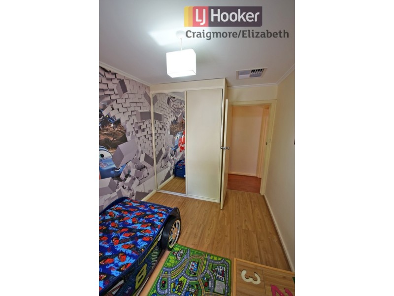 6 Preston Street, Elizabeth Downs SA 5113