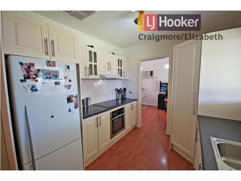 6 Preston Street, Elizabeth Downs SA 5113