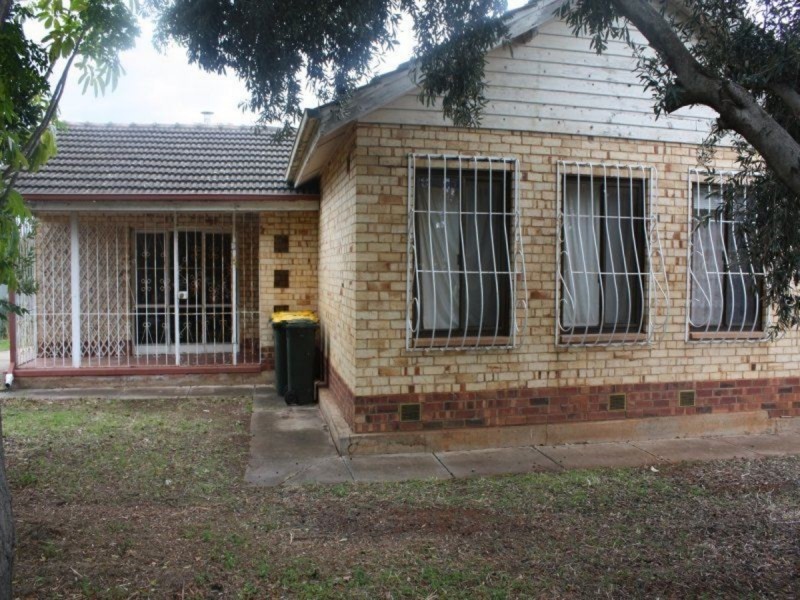 32 Tolmer Road, Elizabeth Park SA 5113