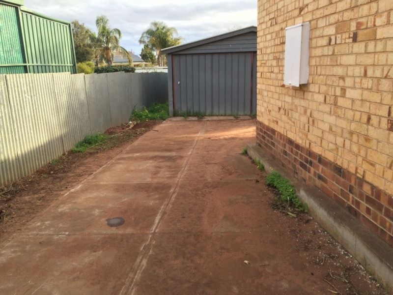 32 Tolmer Road, Elizabeth Park SA 5113