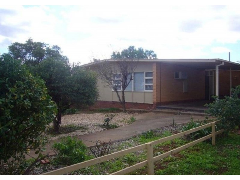 27 Palmer Road, Elizabeth Park SA 5113