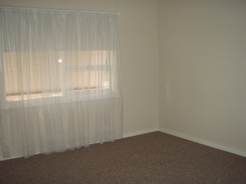 27 Palmer Road, Elizabeth Park SA 5113