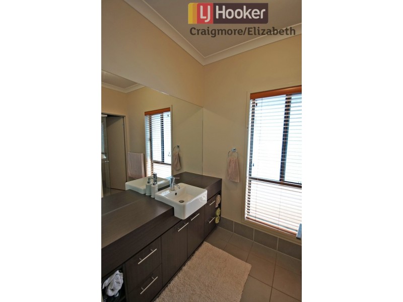 2 Howegate Lane, Blakeview SA 5114