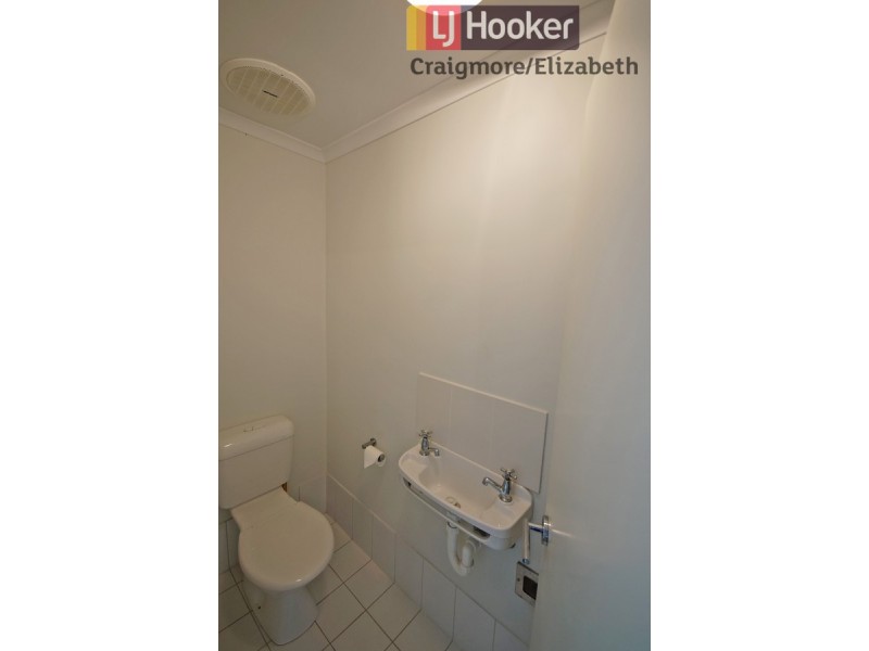 8 Hunter Lane, Andrews Farm SA 5114