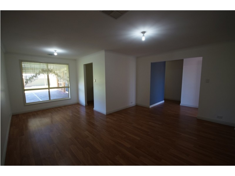 10 Darlton Court, Andrews Farm SA 5114
