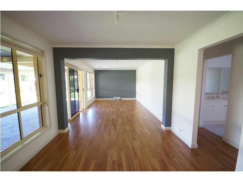 10 Darlton Court, Andrews Farm SA 5114