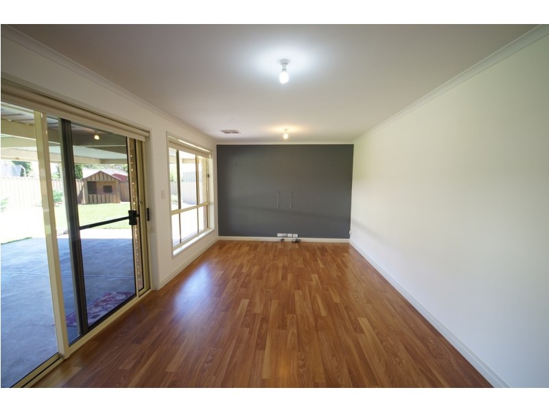 10 Darlton Court, Andrews Farm SA 5114
