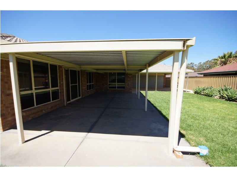 10 Darlton Court, Andrews Farm SA 5114