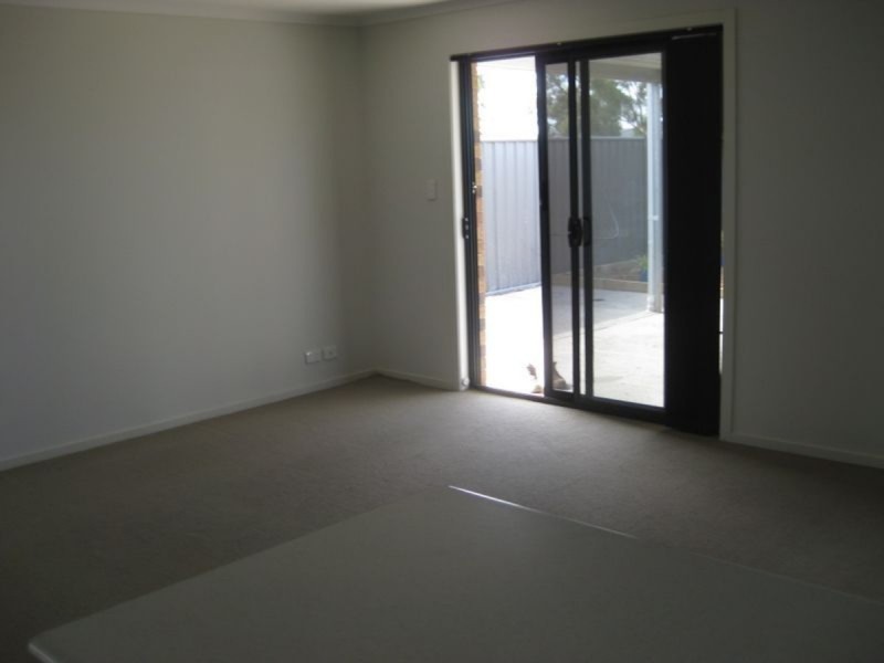 99 Lakeside Drive, Andrews Farm SA 5114