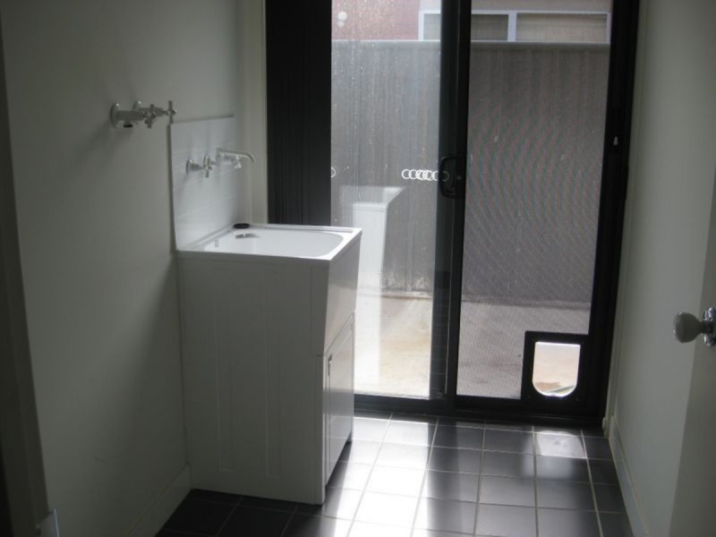 99 Lakeside Drive, Andrews Farm SA 5114