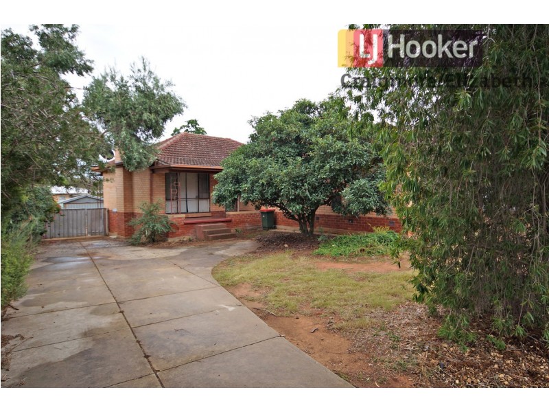 5 Halsey Road, Elizabeth East SA 5112