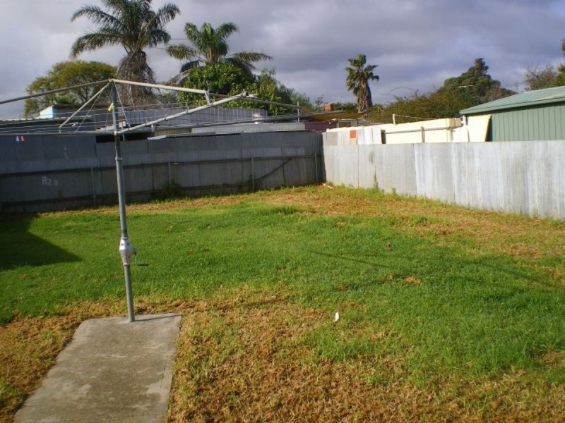 16 Magor Street, Elizabeth Park SA 5113