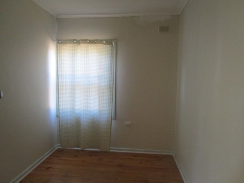 12 Sampson Road, Elizabeth Grove SA 5112