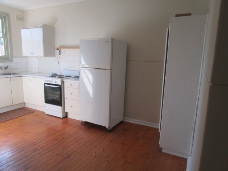 12 Sampson Road, Elizabeth Grove SA 5112