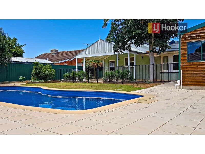 22 Lockerly Street, Elizabeth Vale SA 5112