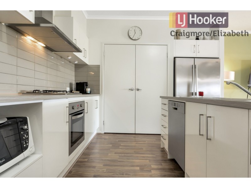 33 The Avenue, Blakeview SA 5114