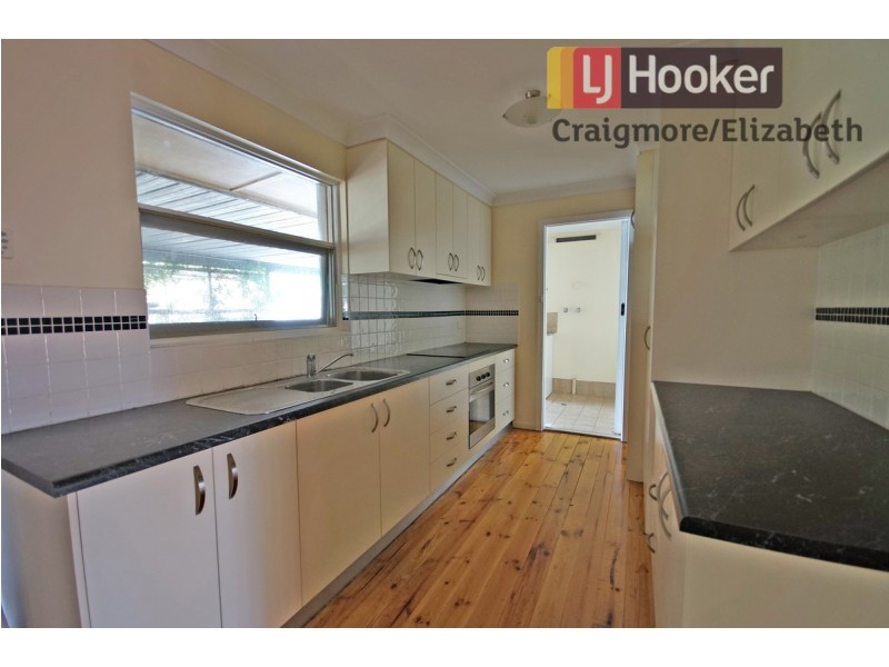 5 Linda Close, Paralowie SA 5108