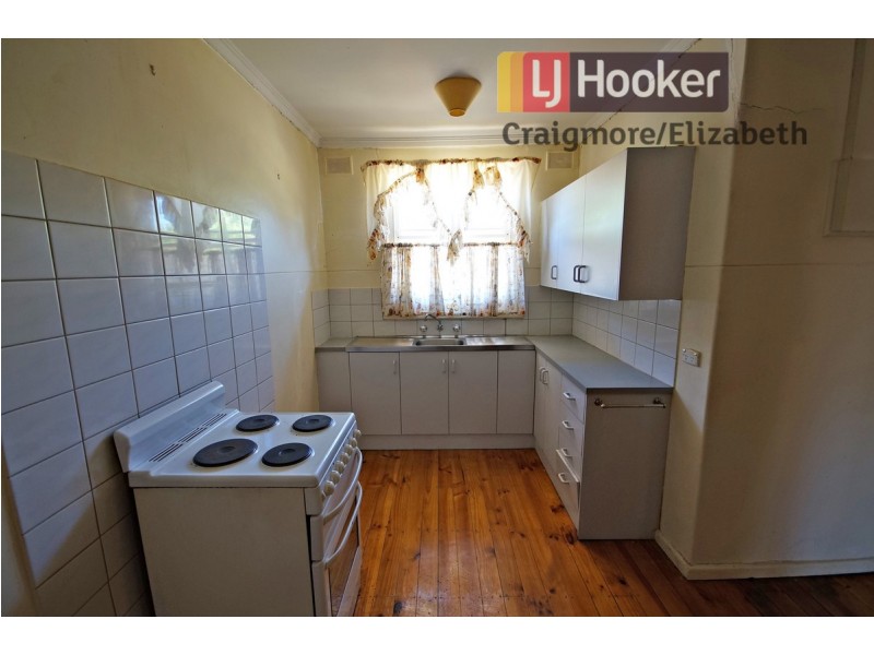 10 Burdell Street, Elizabeth Downs SA 5113