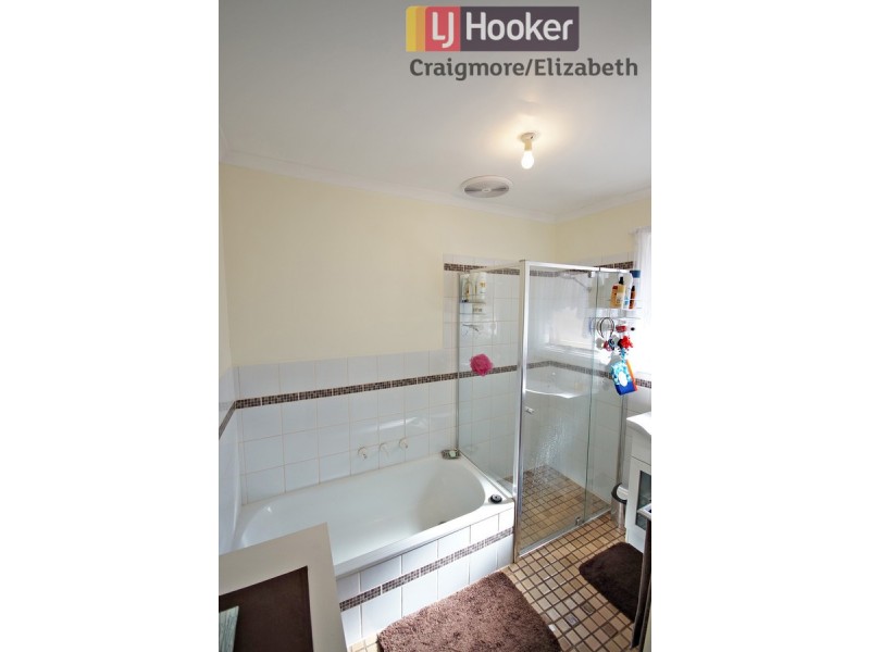 9 Lancaster Court, Elizabeth Downs SA 5113