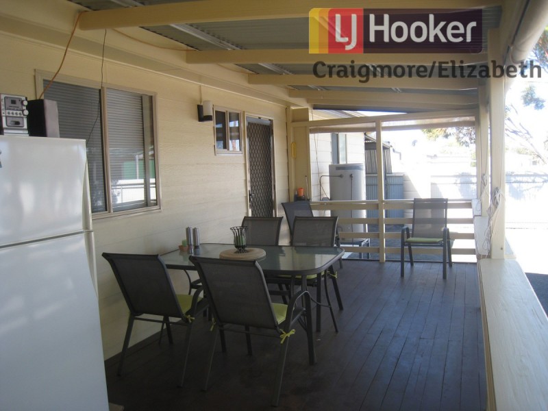 11 Acland Street, Blanchetown SA 5357