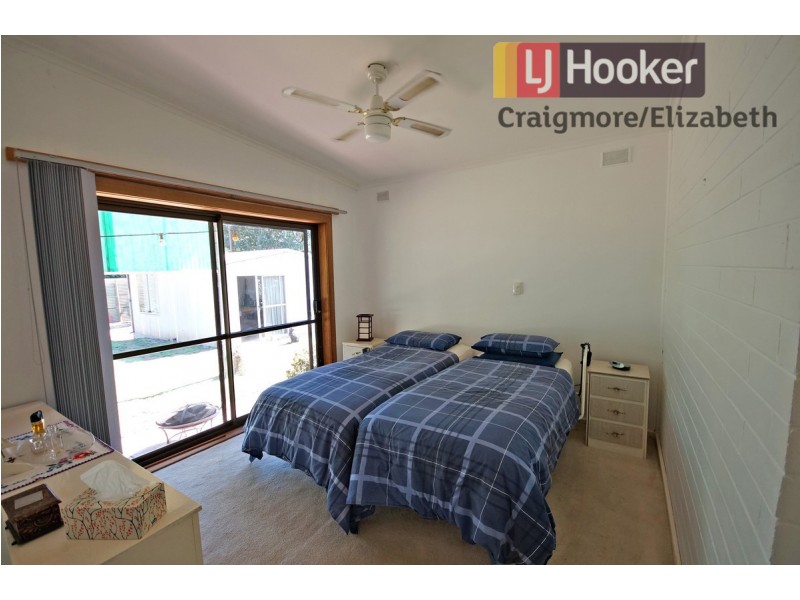 17 Lorna Road, Para Hills SA 5096