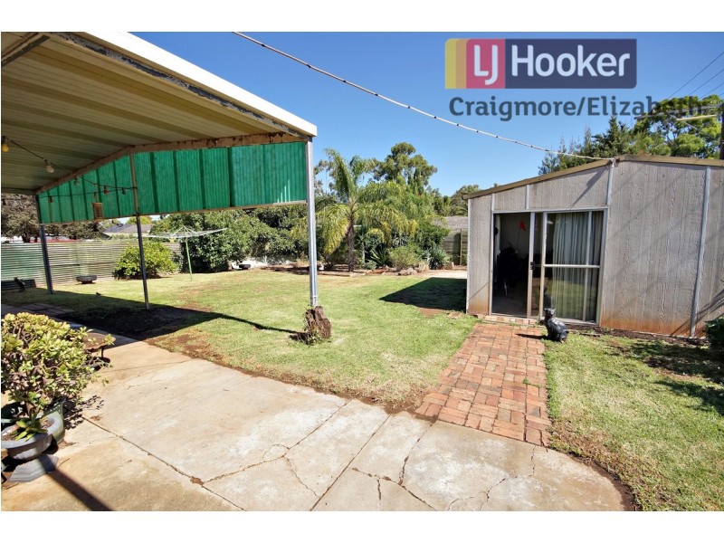 17 Lorna Road, Para Hills SA 5096