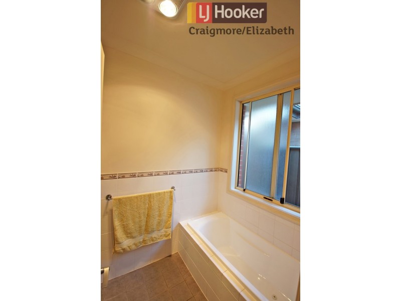 23 Mossman Street, Mawson Lakes SA 5095