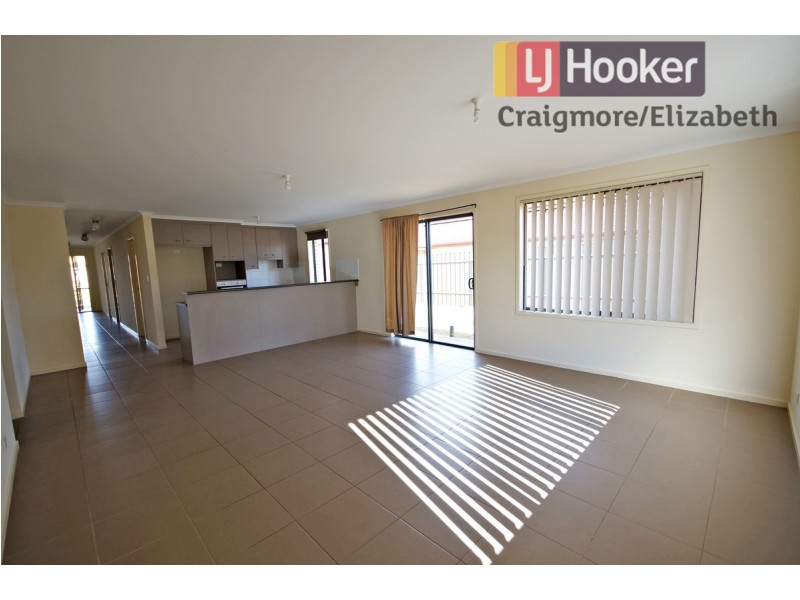 148 President Avenue, Andrews Farm SA 5114