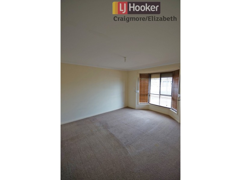 148 President Avenue, Andrews Farm SA 5114