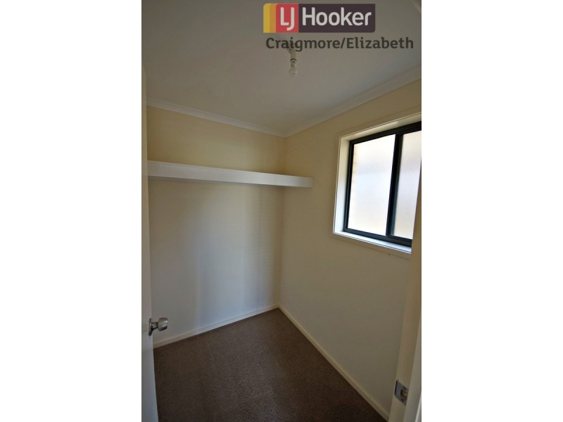 148 President Avenue, Andrews Farm SA 5114