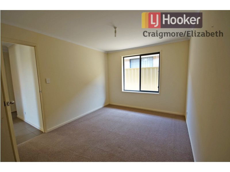 148 President Avenue, Andrews Farm SA 5114