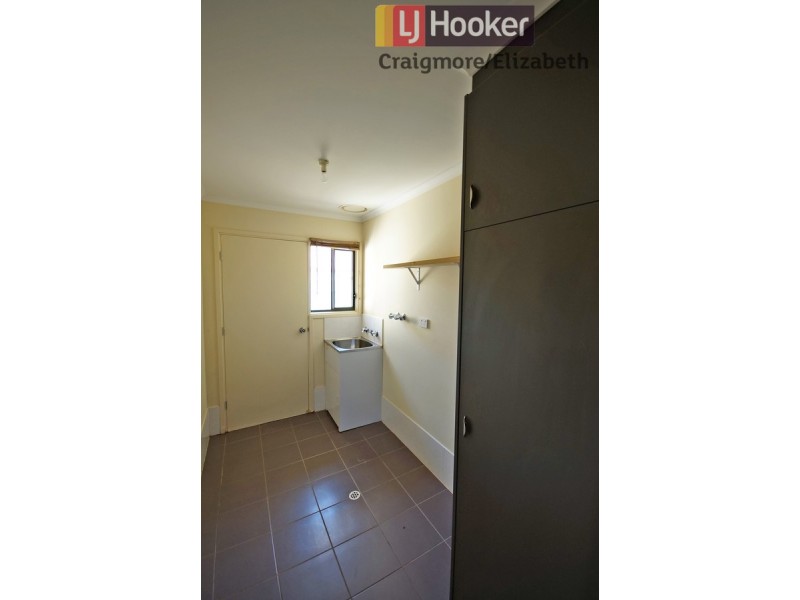 148 President Avenue, Andrews Farm SA 5114