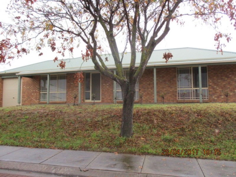 8 Gleneagles Circuit, Greenwith SA 5125