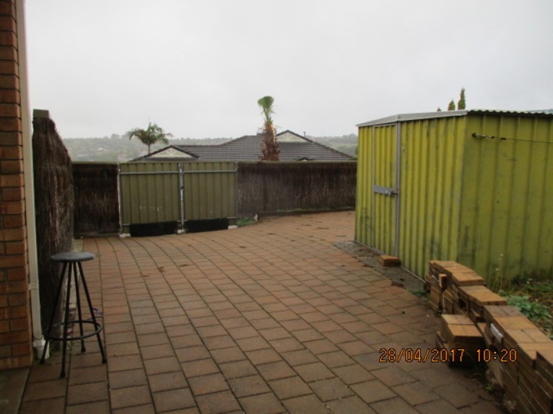 8 Gleneagles Circuit, Greenwith SA 5125