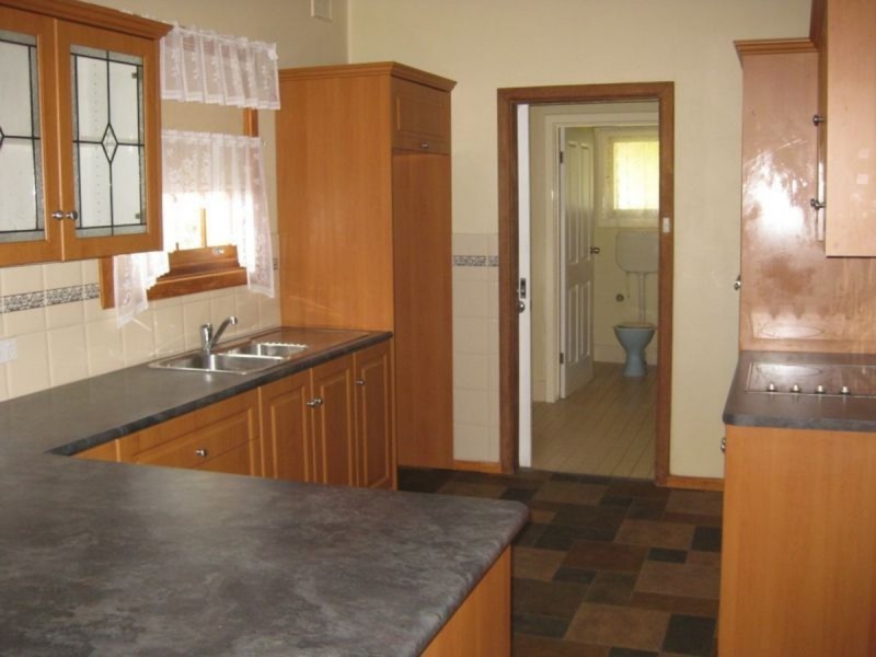 18 Mosterton Road, Elizabeth Park SA 5113