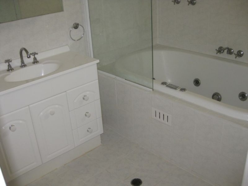 18 Mosterton Road, Elizabeth Park SA 5113