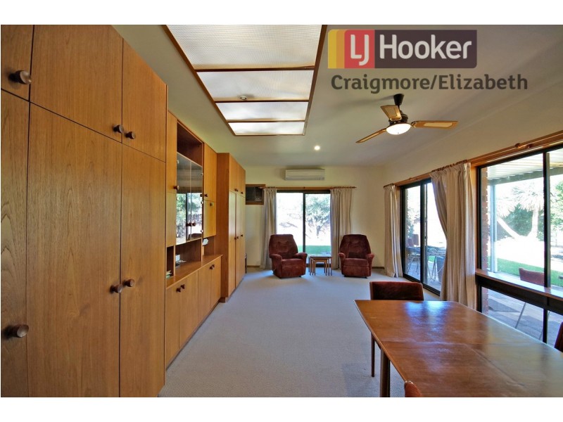 32 Peterswool Road, Elizabeth Park SA 5113