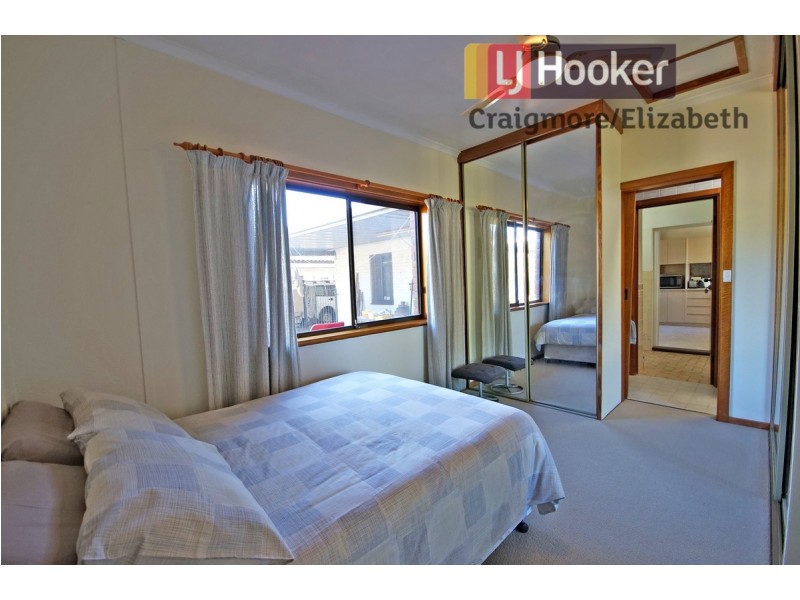 32 Peterswool Road, Elizabeth Park SA 5113